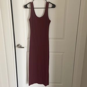 Signature 8 burgundy midi dress, Size M